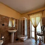 An Tij Sle - Nel Cuore Del Borgo Апартаменты Гуарене