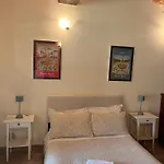 An Tij Sle - Nel Cuore Del Borgo * Guarene
