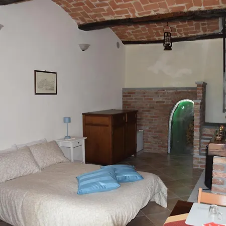 An Tij Sle - Nel Cuore Del Borgo * Guarene