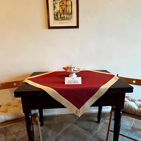 An Tij Sle - Nel Cuore Del Borgo * Guarene