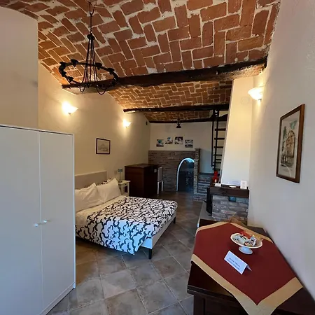 Appartement An Tij Slè - Nel Cuore Del Borgo Guarene