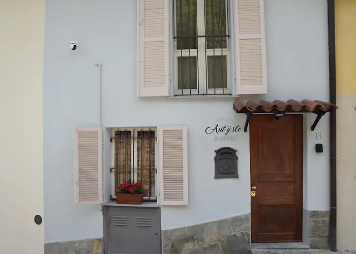 An Tij Sle - Nel Cuore Del Borgo * Guarene